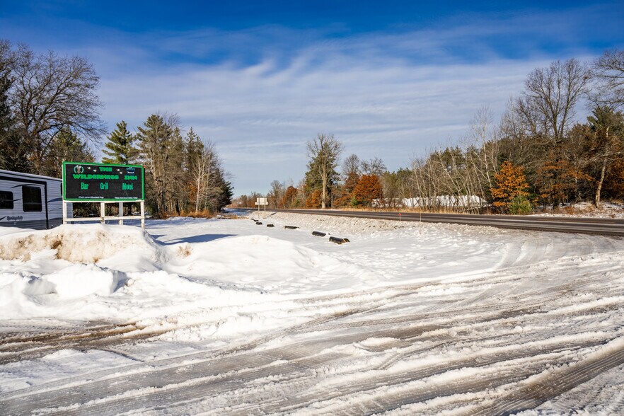 More Photos Of N13903 State Road 80, Necedah Hotel For Sale