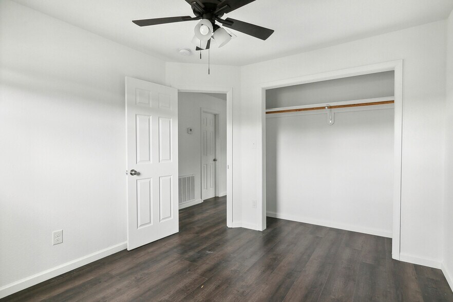 More Photos Of 2575 Primrose St, Beaumont Apartments For Sale