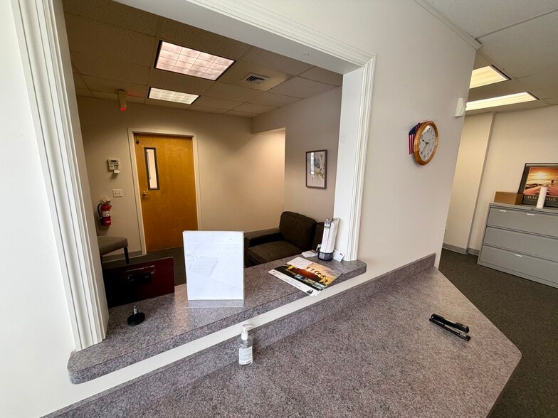 More Photos Of 277 Tompkins St, Cortland Office For Lease