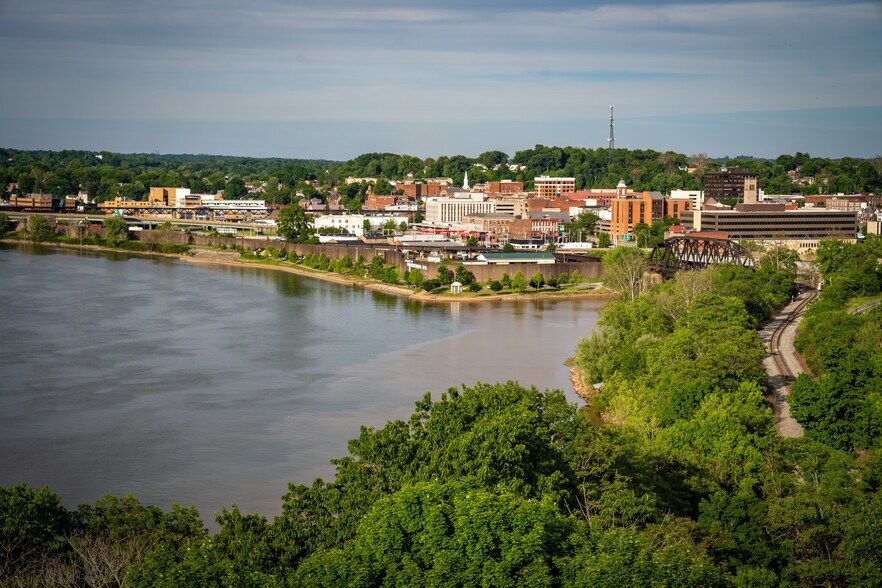 More Photos Of 300 Star Ave, Parkersburg Office For Lease