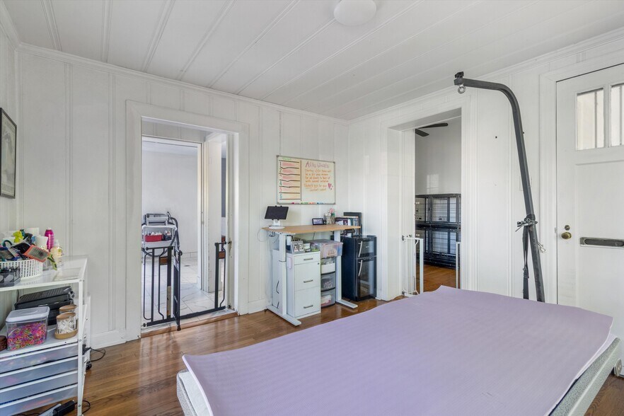 More Photos Of 2282 Central Ave, Memphis Loft Creative Space For Sale