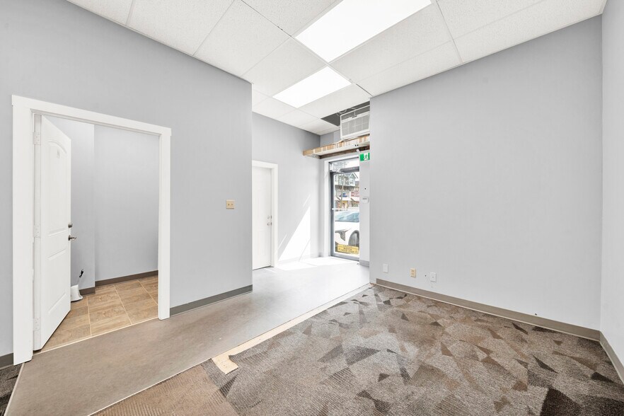 More Photos Of 2518 Clearbrook Rd, Abbotsford Apartments For Lease