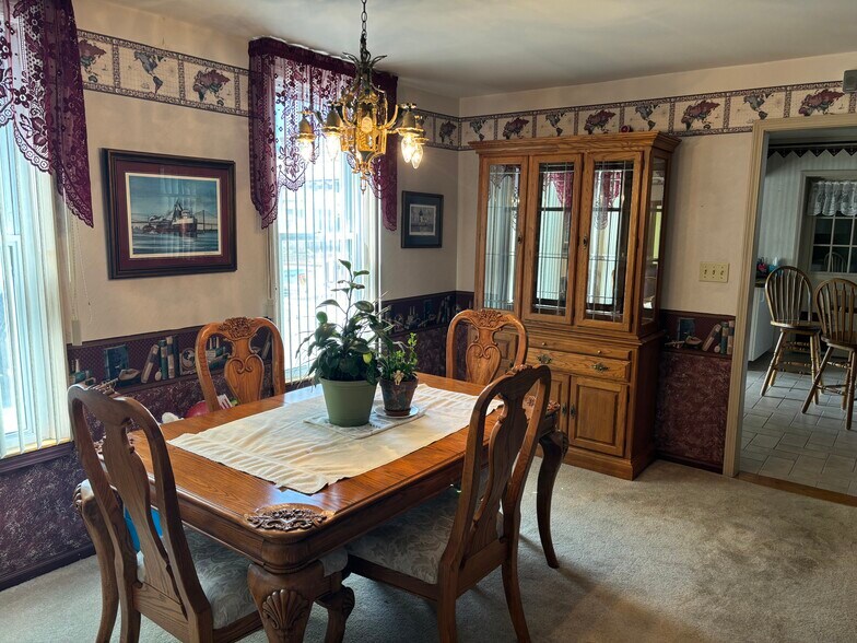 More Photos Of 2884 Fort St, Lincoln Park Office Residential For Sale