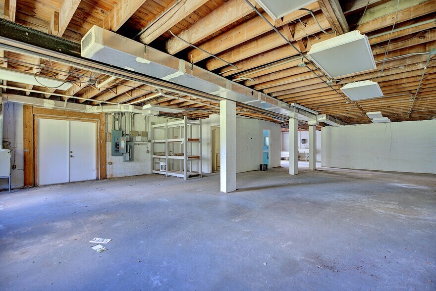 More Photos Of 10405 US Highway 27 S, Sebring Freestanding For Sale