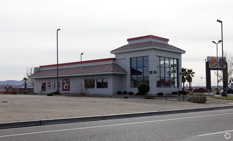 More Photos Of 2580 High Point Pky, Barstow Fast Food For Lease