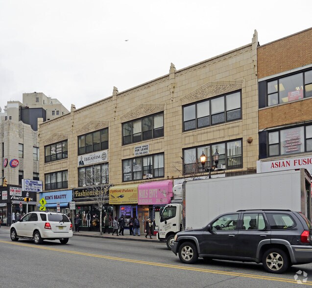 More Photos Of 910 Bergen Ave, Jersey City Office For Lease