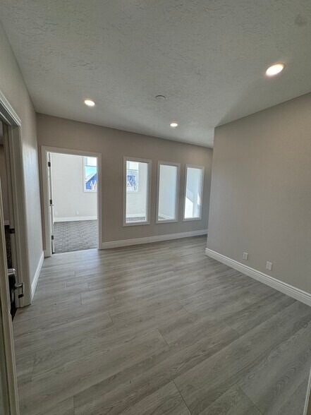 More Photos Of 3585 N University Ave, Provo Office For Lease