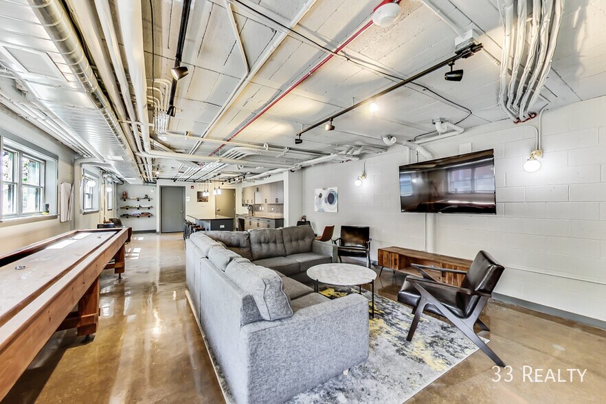 More Photos Of 501-551 W Euclid Ave, Arlington Heights Apartments For Sale