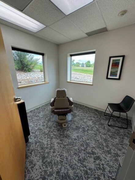 More Photos Of 9102 W Ken Caryl Ave, Littleton Medical For Sale