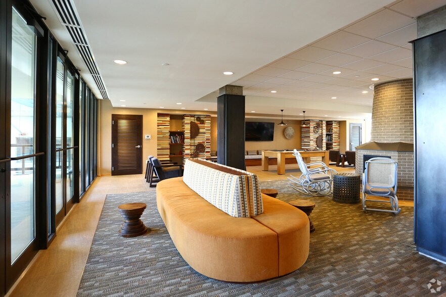 More Photos Of 1901 Callowhill St, Philadelphia Apartments For Lease