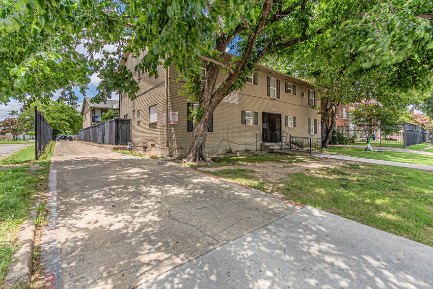 More Photos Of 4509 Live Oak St, Dallas Apartments For Sale