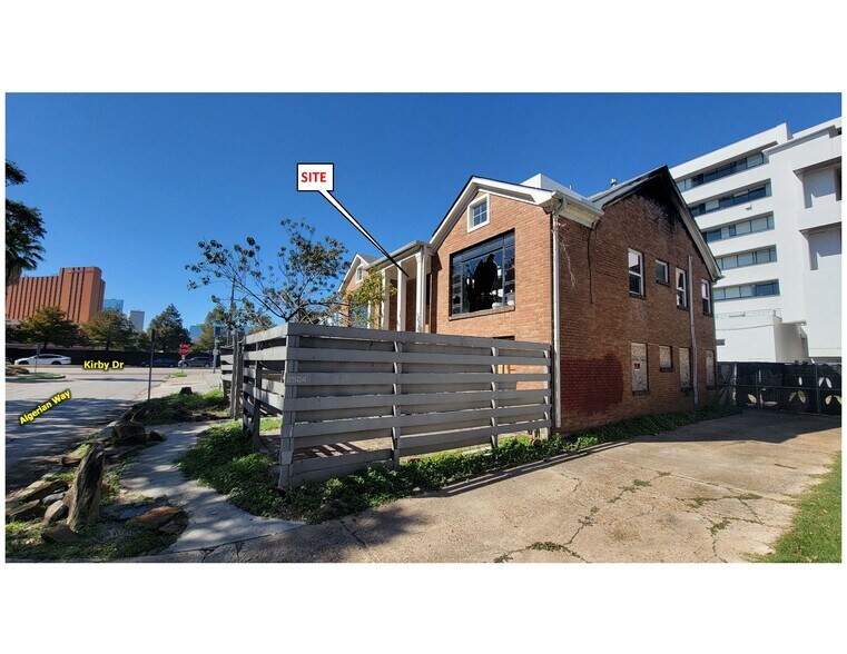 More Photos Of 2504 Algerian Way, Houston Apartments For Sale