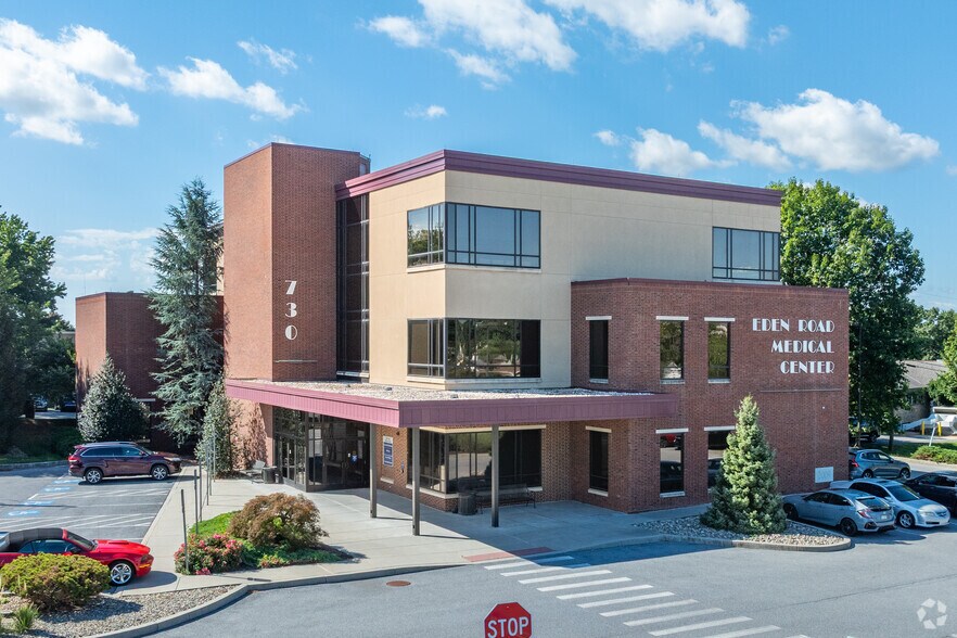 Primary Photo Of 730 Eden Rd, Lancaster Medical For Lease