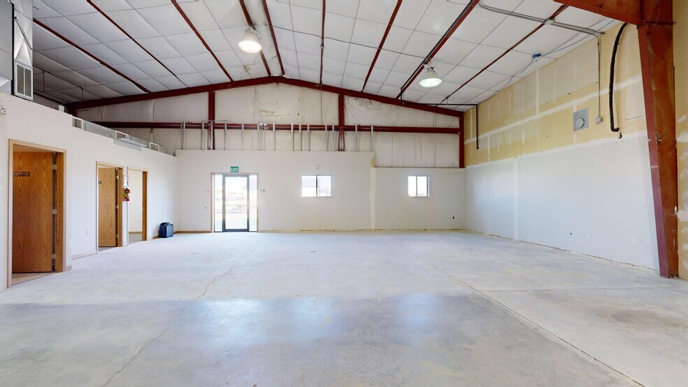More Photos Of 3088 Gabel Rd, Billings Flex For Sale