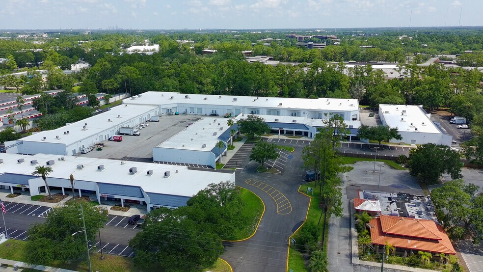 More Photos Of 8535 Baymeadows Rd, Jacksonville Unknown For Lease