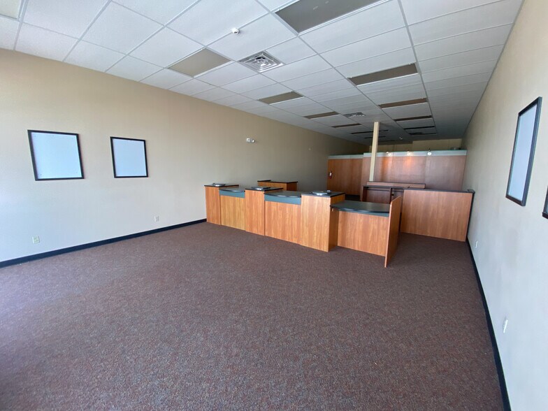 More Photos Of 2326 Industrial Rd, Emporia General Retail For Sale