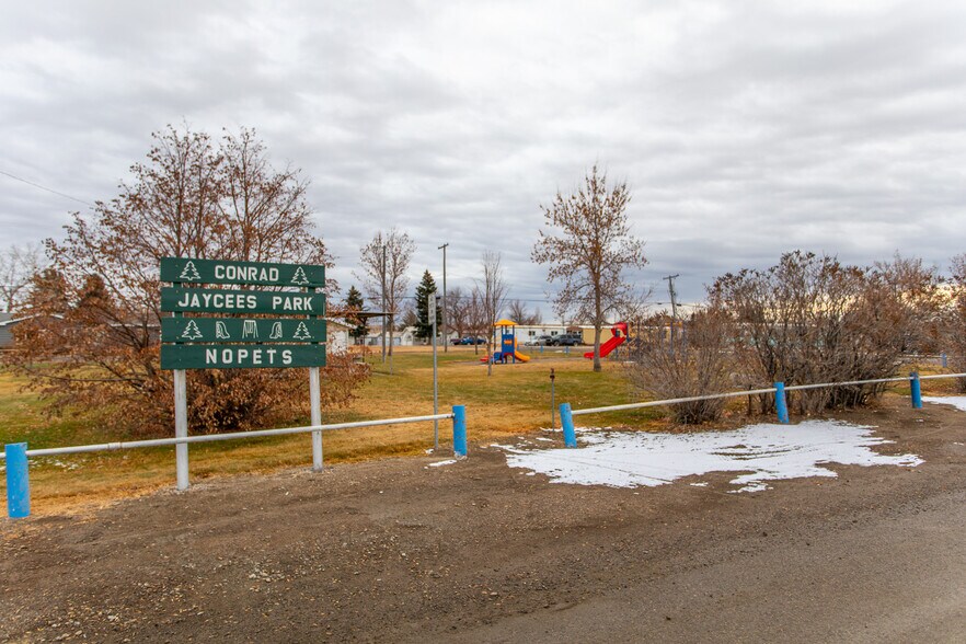 More Photos Of 309 S Minnesota St, Conrad Manufactured Housing Mobile Home Park For Sale