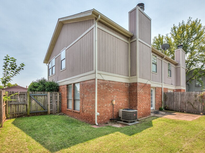 More Photos Of , Oklahoma City Specialty For Sale