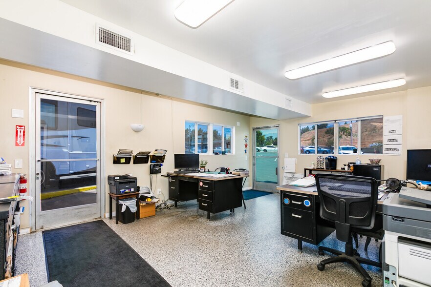 More Photos Of 8393-8411 Foothill Blvd, Rancho Cucamonga Freestanding For Sale