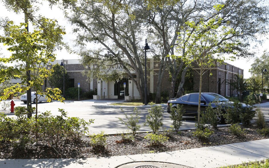 More Photos Of 720 Currency Cir, Lake Mary Freestanding For Sale