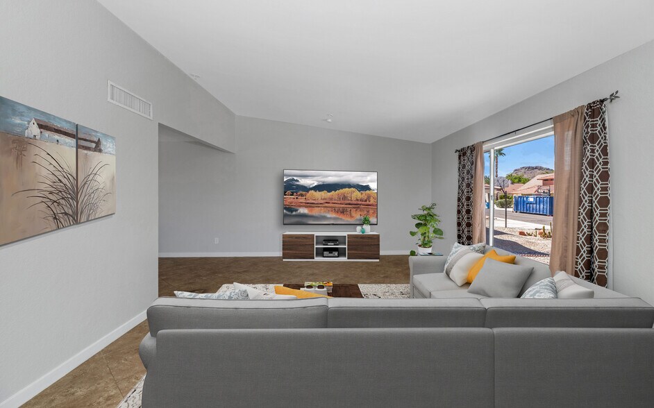 More Photos Of 1927 E Crocus Dr, Phoenix Specialty For Sale