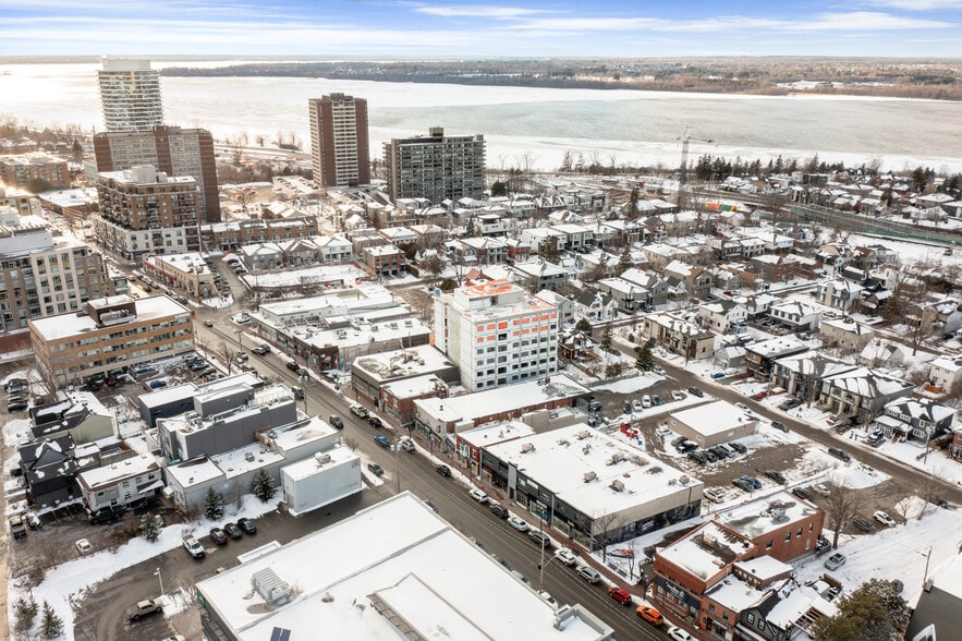 More Photos Of 381 Richmond Rd, Ottawa Storefront Retail Office For Lease