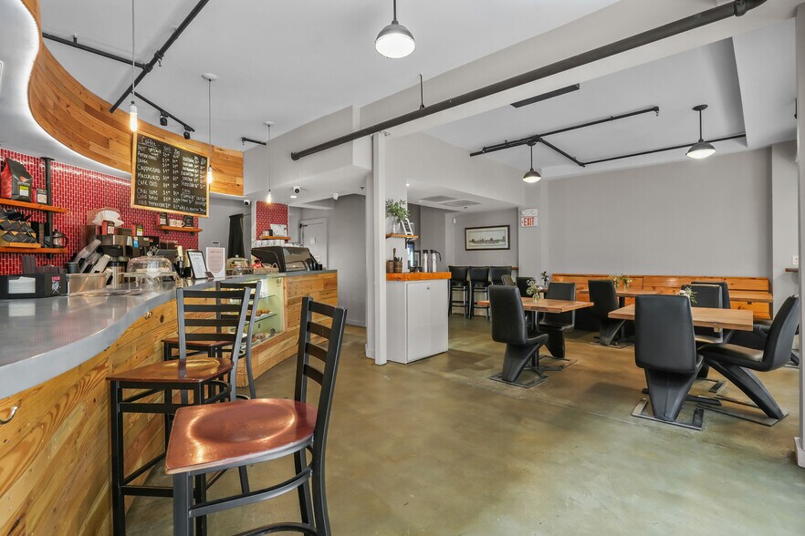 More Photos Of 65 Weybosset St, Providence Apartments For Sale