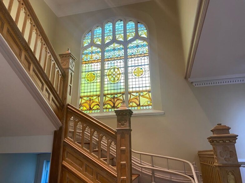 More Photos Of 236 Avenue Rd, Toronto Medical For Lease