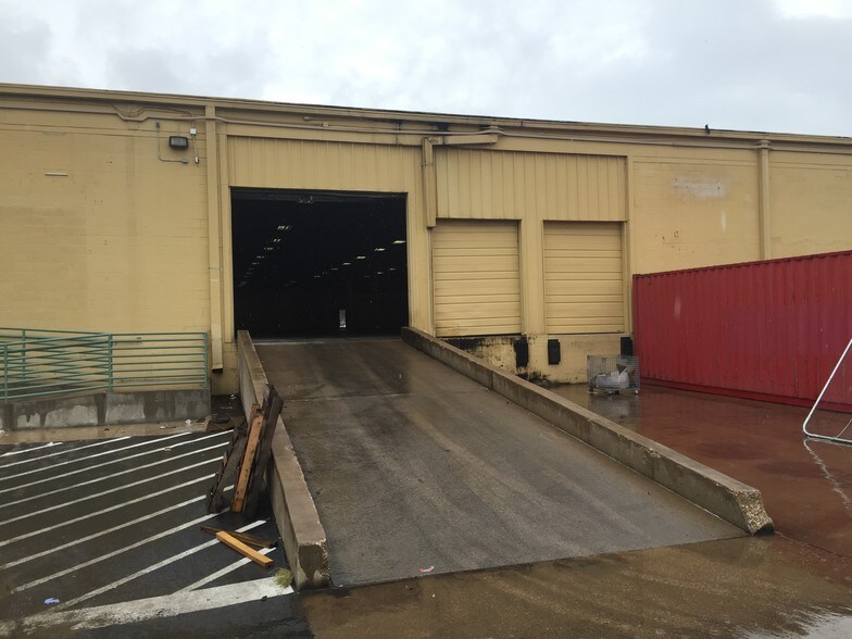 More Photos Of 3125 S Texas Ave, Bryan General Retail For Lease