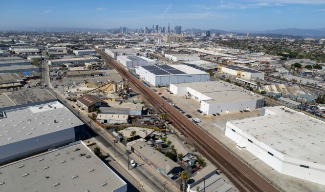 More Photos Of 3461 E 26th St, Los Angeles Manufacturing For Sale