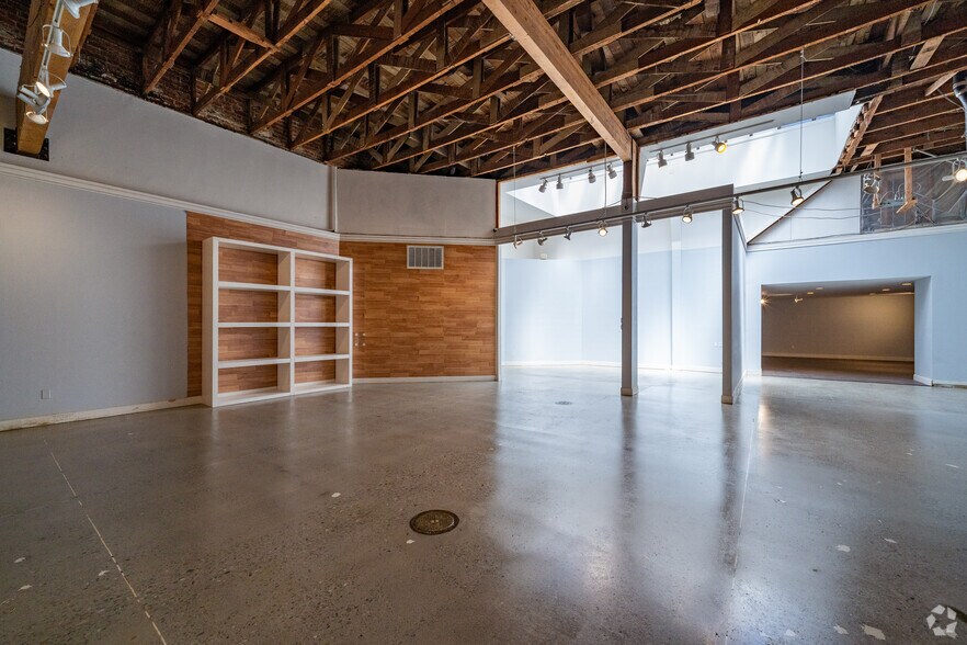 More Photos Of 1465 Bush St, San Francisco Storefront For Lease
