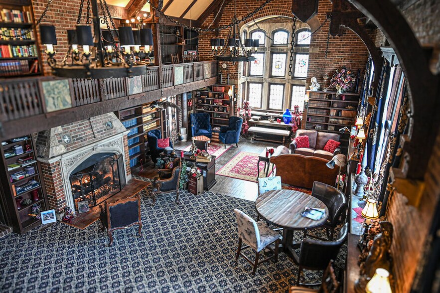 More Photos Of 1272 SW Fillmore St, Topeka Hospitality For Sale