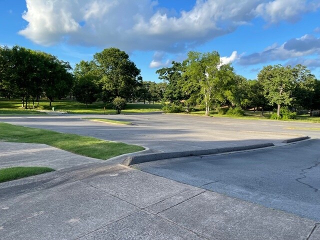 More Photos Of 5100 W 12th St, Little Rock Medical For Sale