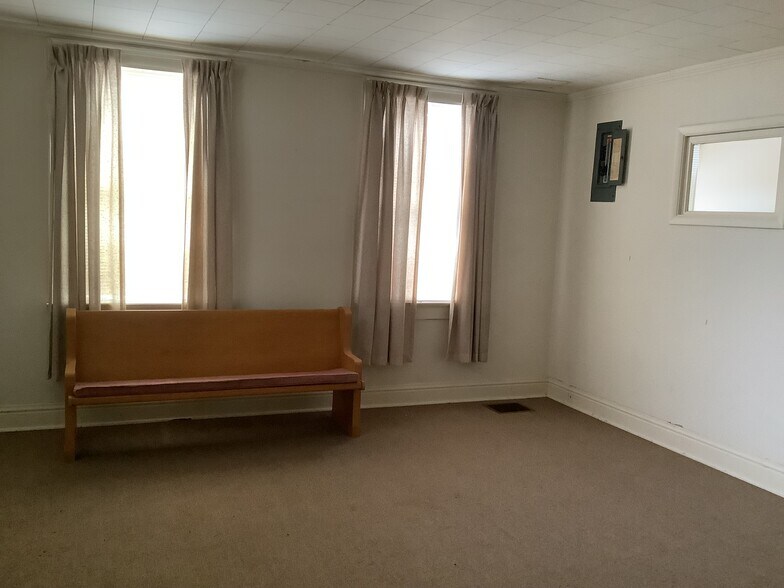 More Photos Of 605 Clarksbury Church Rd, Thomasville Religious Facility For Sale