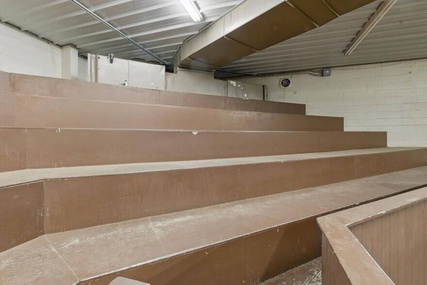 More Photos Of 2316 Marlin hwy, Waco Industrial For Sale