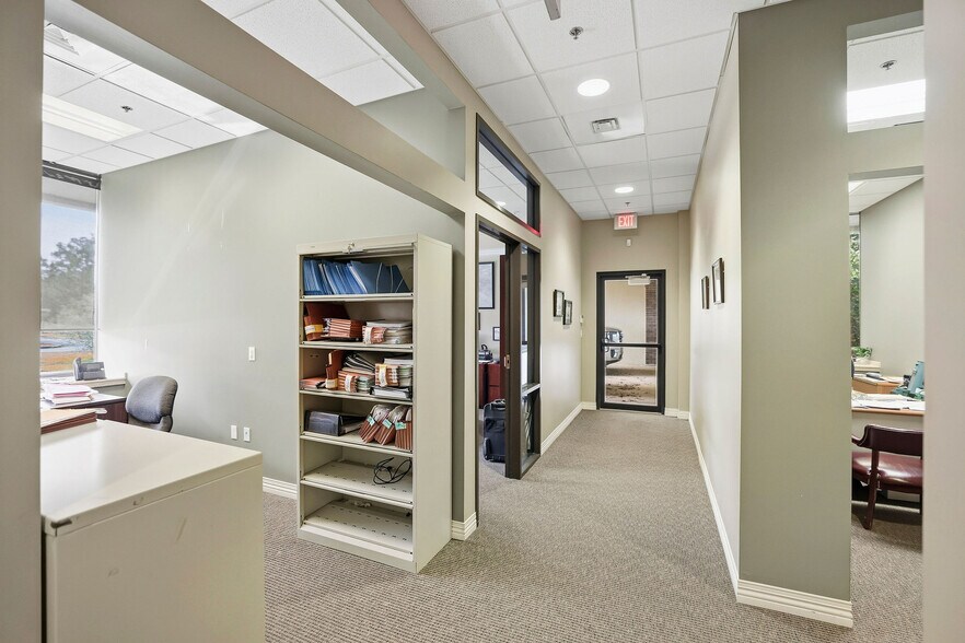 More Photos Of 68031 Capital Trace Row, Mandeville Office For Lease