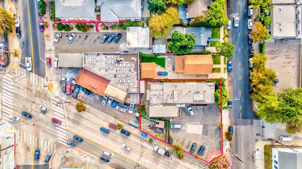 More Photos Of 3125 London St, Los Angeles Apartments For Sale