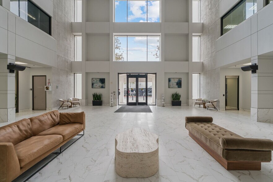 More Photos Of 3100 Timmons Ln, Houston Office For Lease