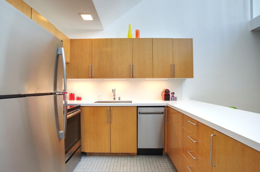 More Photos Of 3607 Pacific Ave, Marina del Rey Apartments For Sale