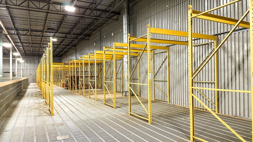 More Photos Of 1042-1050 W Swanzey Rd, Swanzey Warehouse For Sale