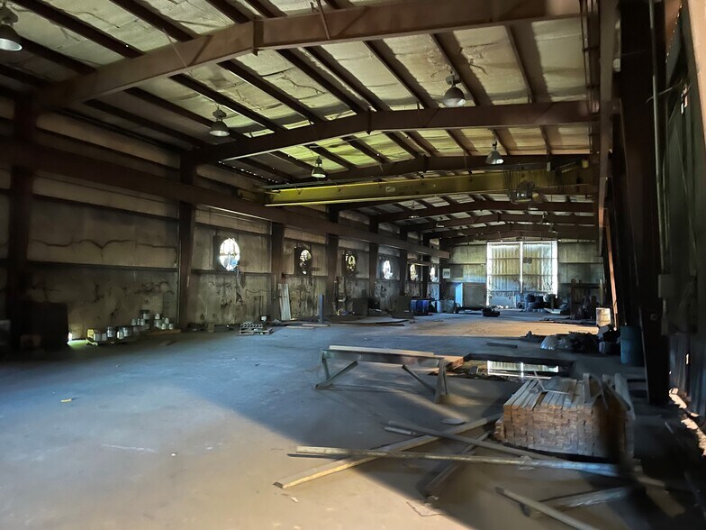 More Photos Of 1462 FM 2199, Marshall Warehouse For Sale