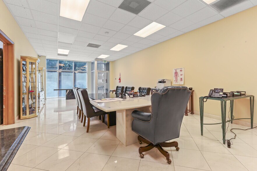 More Photos Of 176-178 S Alvarado St, Los Angeles Medical For Sale