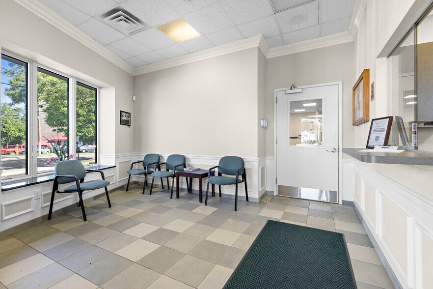 More Photos Of 47-49 S Main St, Lodi Freestanding For Sale