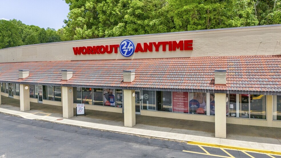 More Photos Of 500 N Main St, Marion Unknown For Lease