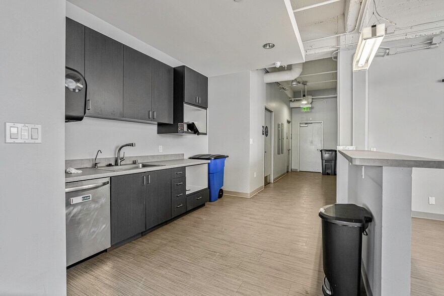 More Photos Of 715 J St, San Diego Loft Creative Space For Lease