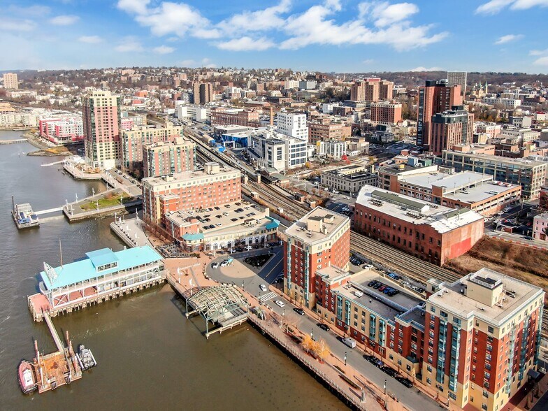 More Photos Of 86 Main St, Yonkers Office For Lease