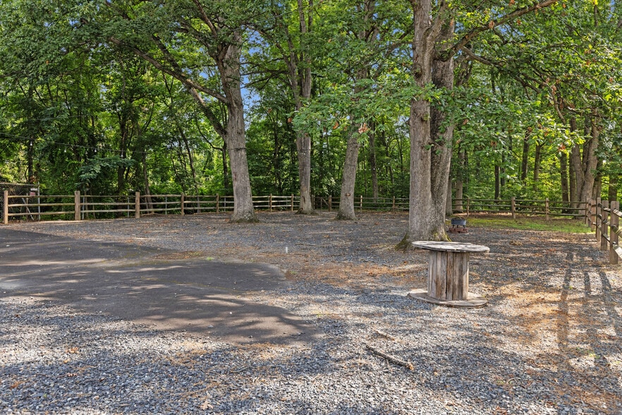 More Photos Of 102 N Rogers St, Aberdeen Restaurant For Sale