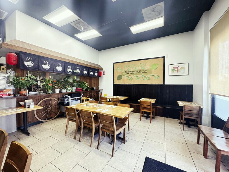 More Photos Of 2391 E Colorado Blvd, Pasadena Restaurant For Lease