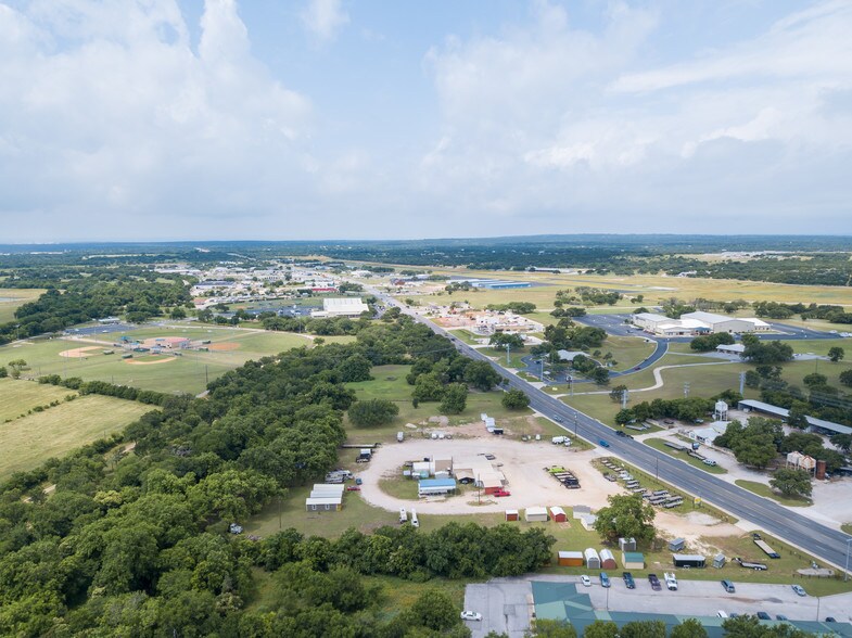 More Photos Of 1107 S Water St, Burnet Land For Sale