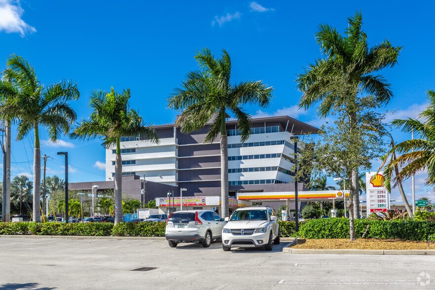 More Photos Of 7480 Bird Rd, Miami Office Residential For Lease